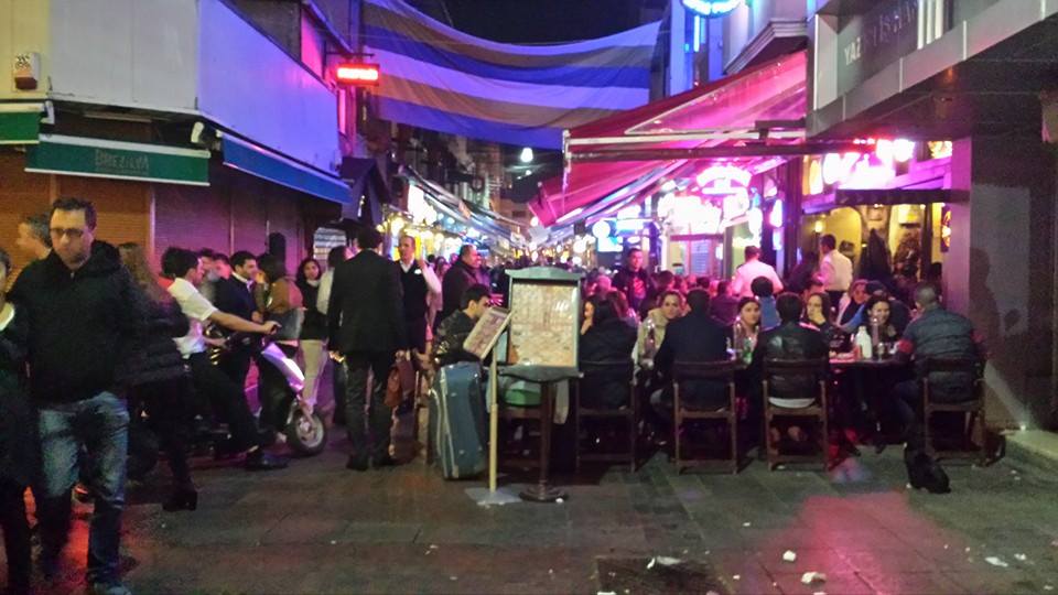 Kadıköy Barlar Sokağı ve Gece Hayatı 